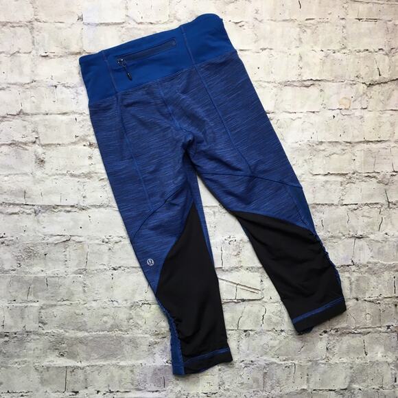 Lululemon Run: For Your Life Crop in Wee Are From Space Limitless Blue Black - Picture 4 of 7